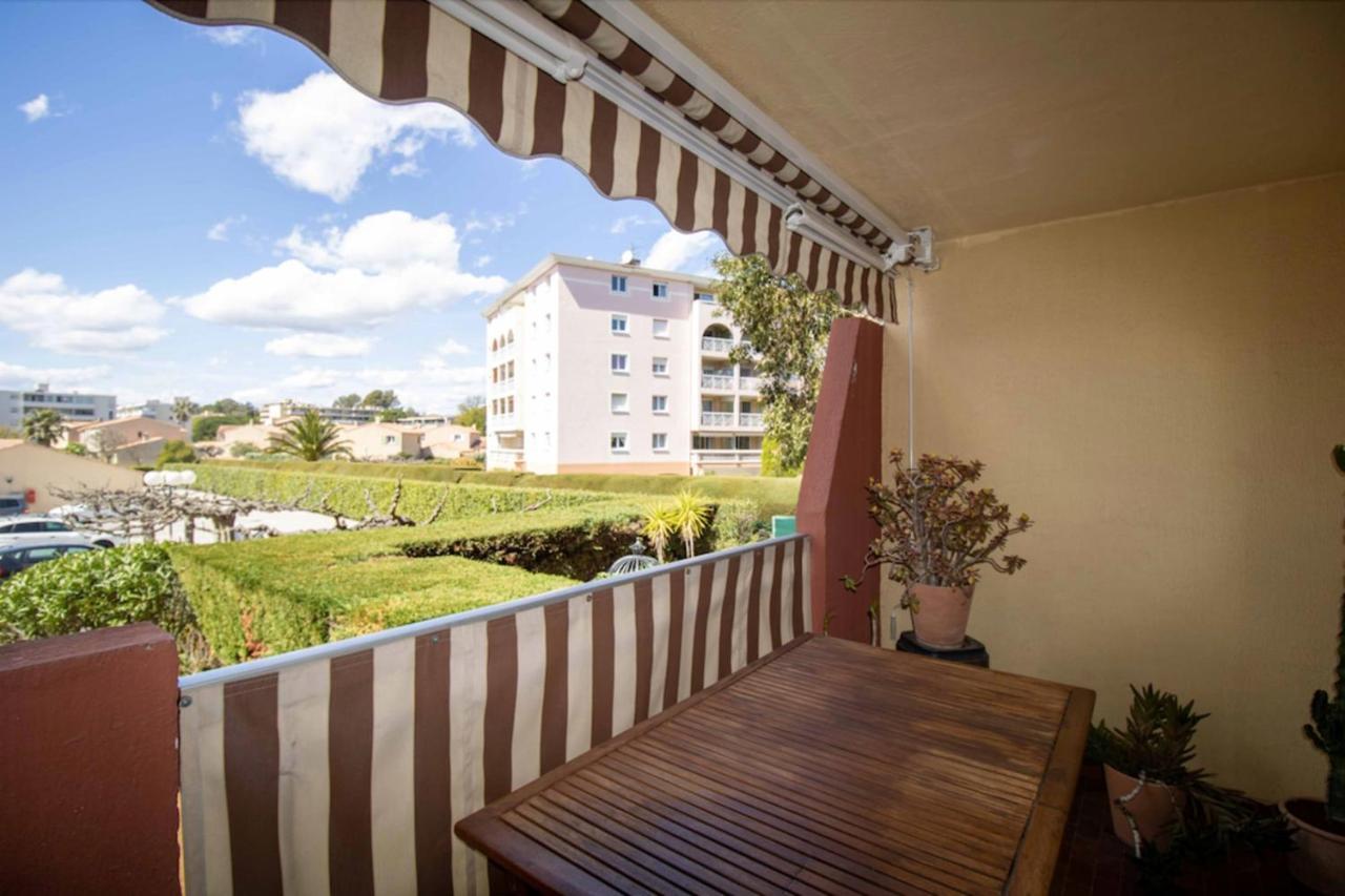 Cosy 35 M2 With Balcony In A Quiet Residence Fréjus エクステリア 写真